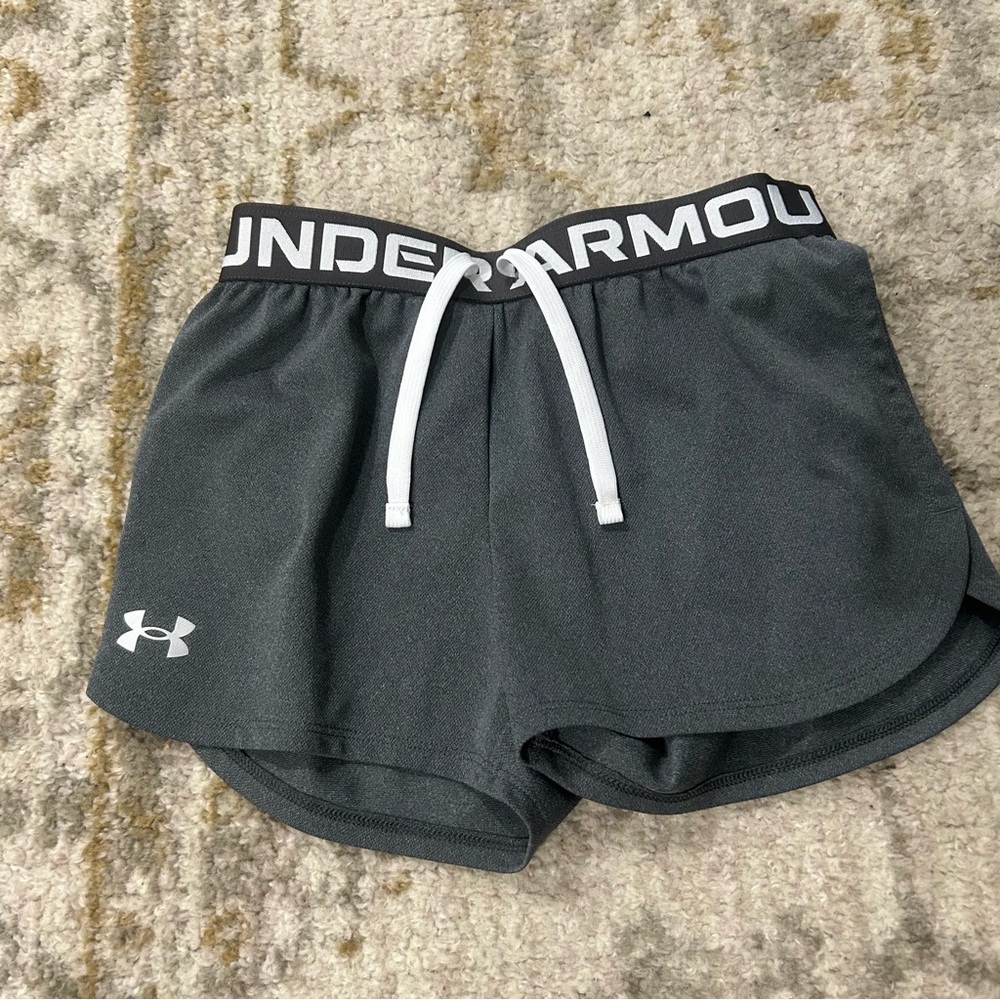 Under Armour Youth Girl Gray Athletic Shorts